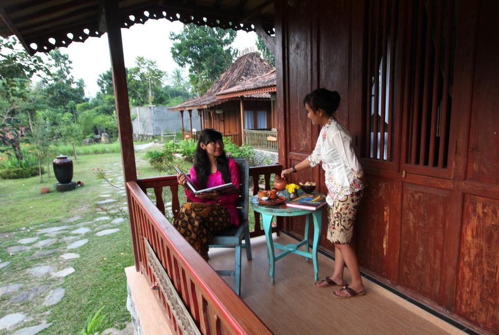 Amata Borobudur Resort Magelang Zimmer foto