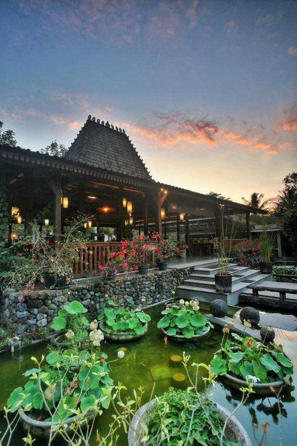 Amata Borobudur Resort Magelang Exterior foto