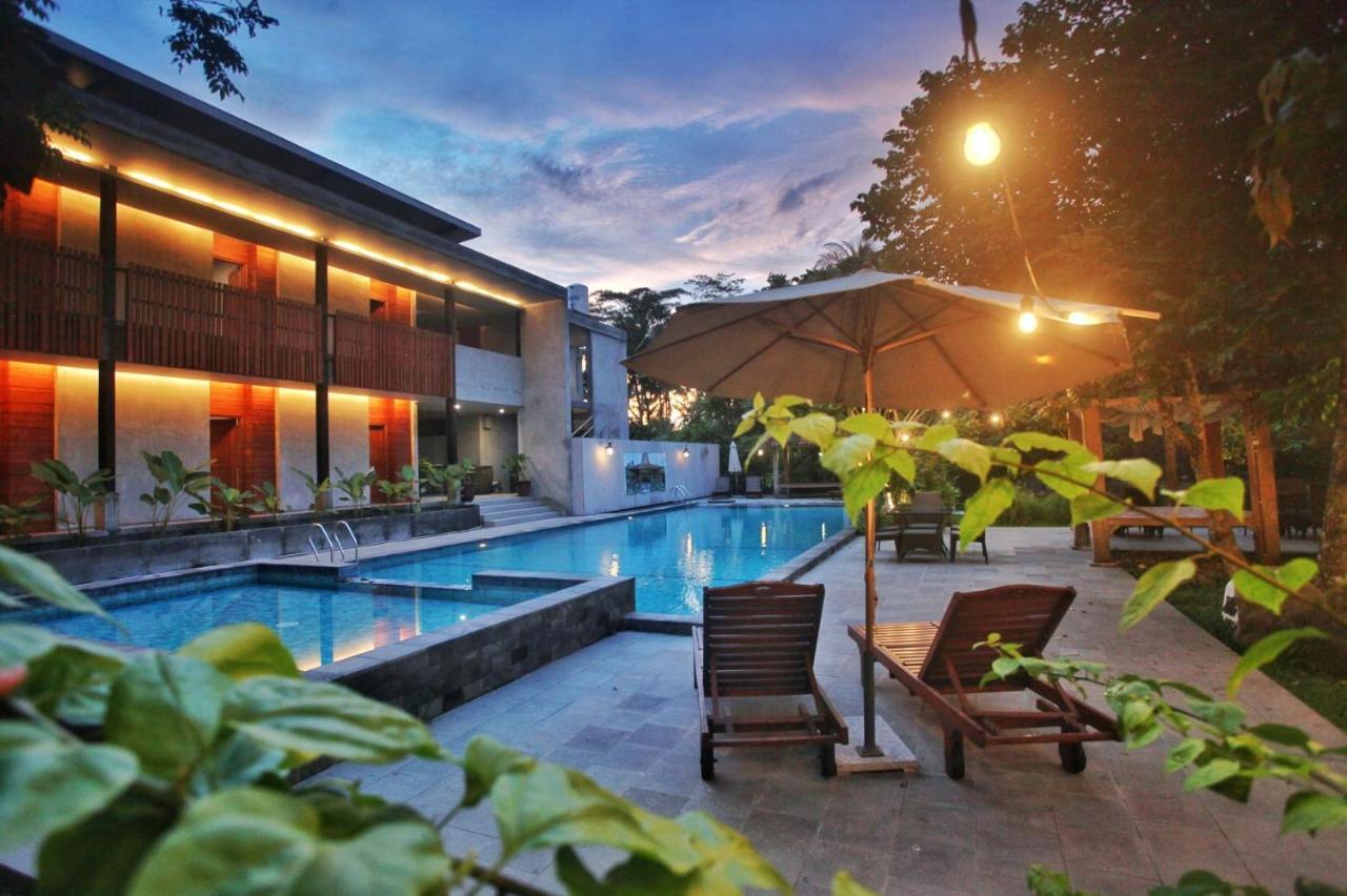 Amata Borobudur Resort Magelang Exterior foto